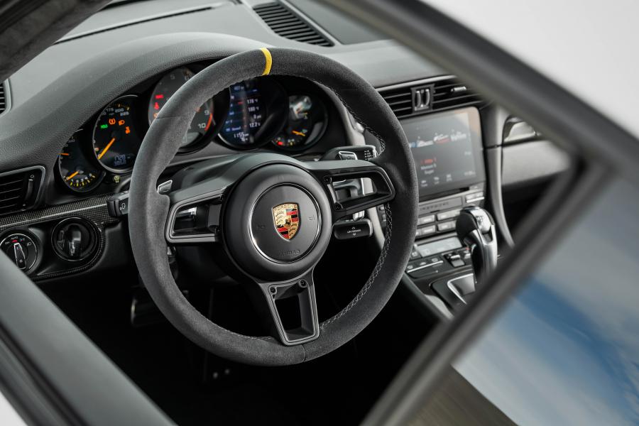 Панель приборов Porsche 911 GT3 RS (991) 2018 года  (NA) (фото 18 из 40)